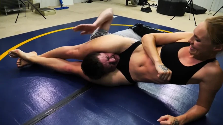 jolene hexx hard headscissor